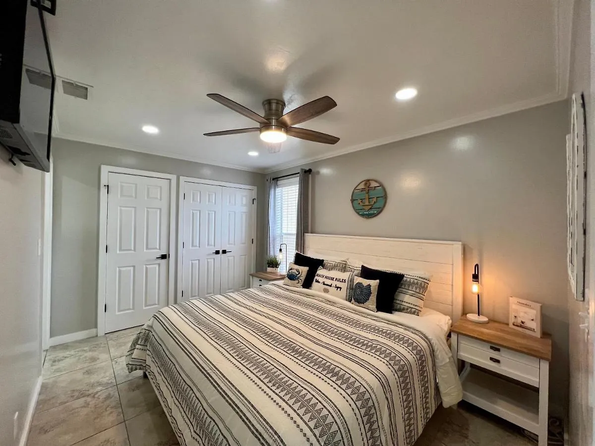 Sandpiper Cove 2032 Destin 0*,